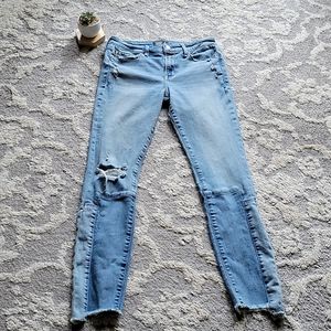 Abercrombie & Fitch Harper Distressed Raw Step Hem Jeans 26